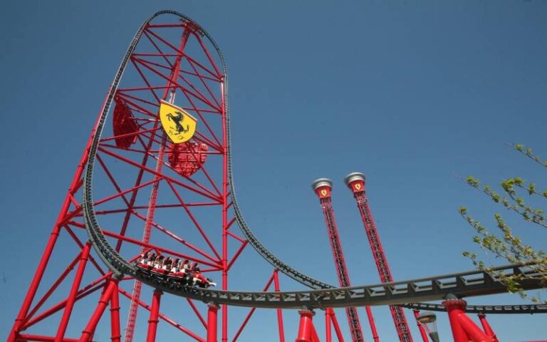 Una aventura familiar en el Parque de atracciones Ferrari Land