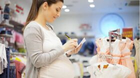 maternidad tardía a los 40 años y lactancia para el bebé