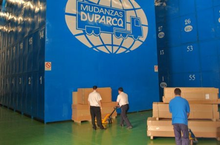 Descubre qué es un guardamuebles Las Palmas, para qué sirve un guardamuebles y cómo contratar el servicio ideal para almacenar muebles y pertenencias con total seguridad.